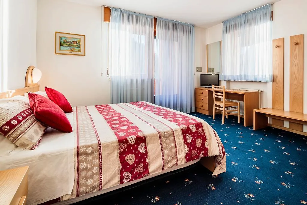 Hotel Coldai Alleghe 3*,